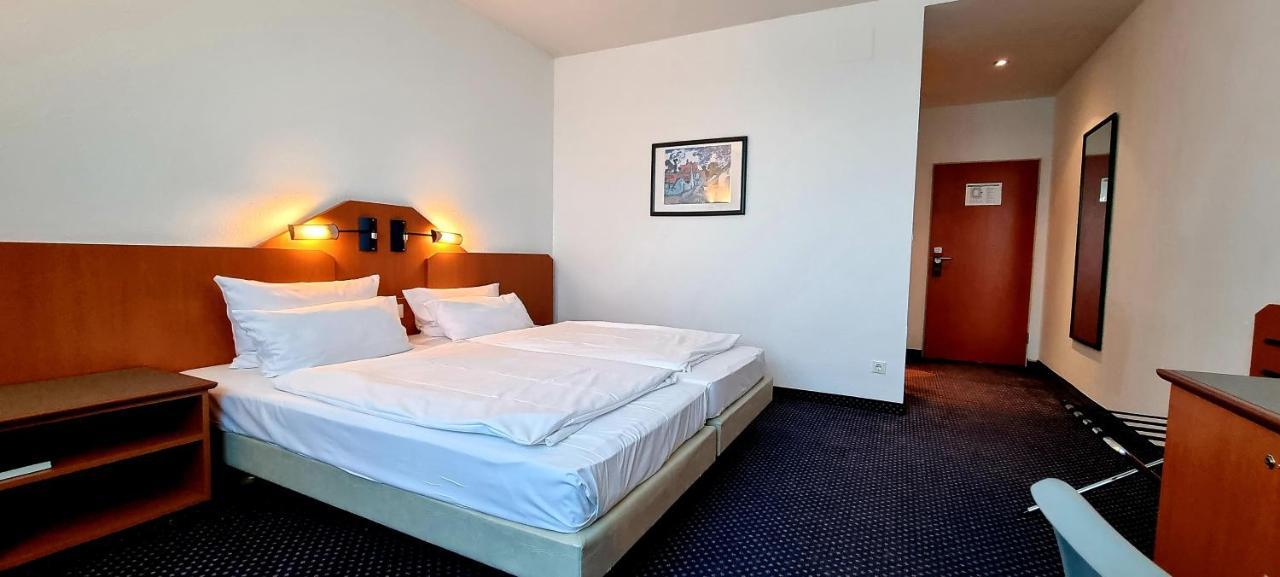 Exo Square Heidelberg/schwetzingen - By Superfly Отель 3*